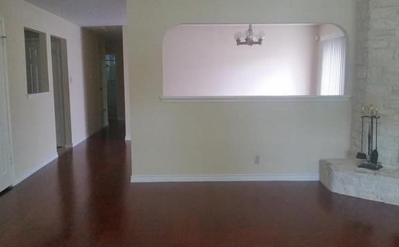 2nd image of 8903 Black Oak St