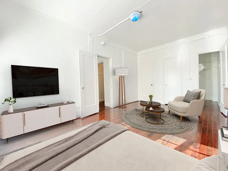 Valdamour Apartments — Photo 10