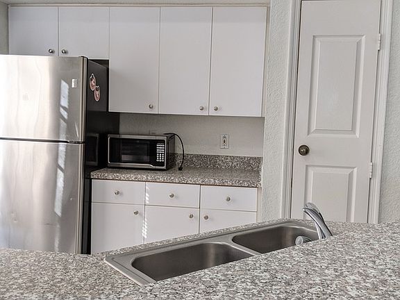 5th image of 6392 Raleigh St APT 2812