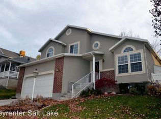 556 E Compass Cir, North Salt Lake, UT 84054