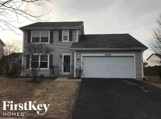 26226 S Apple Blossom Ln, Monee, IL 60449