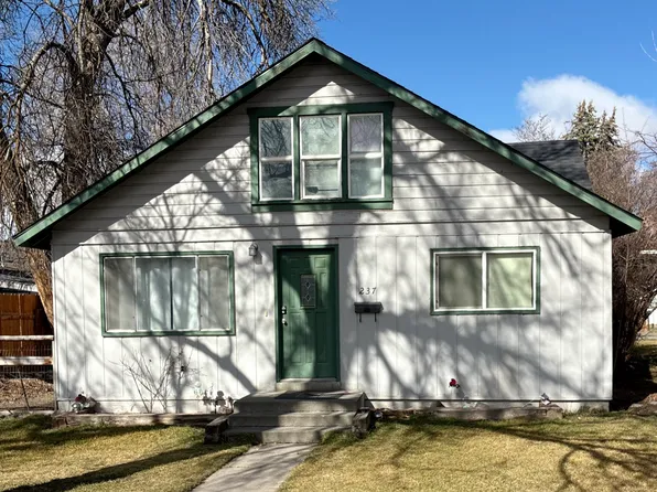 237 N Stout Ave, Blackfoot, ID 83221