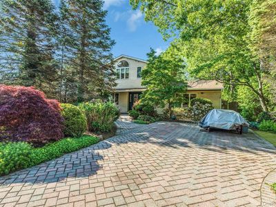 306 Versa Place, Sayville, NY, 11782