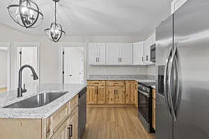 249 Luffman Rd — Photo 10