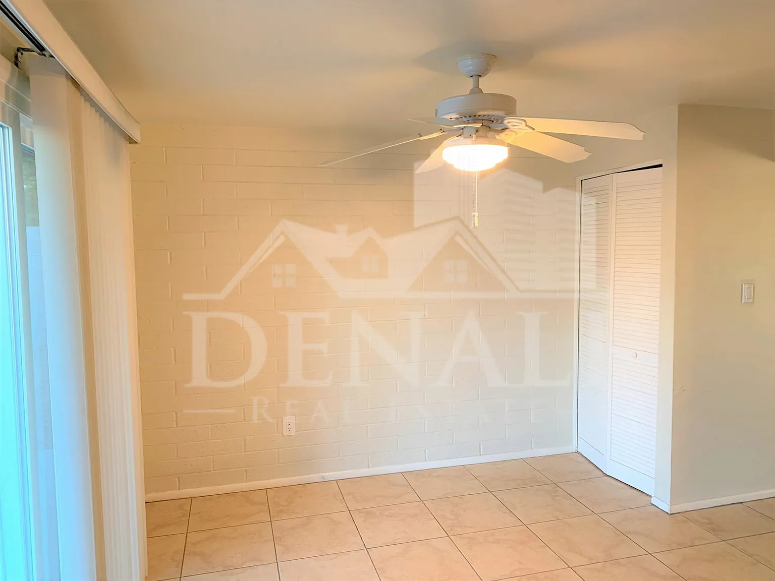 3 bed, 2.0 bath, 1240 sqft, $1,970 — Photo 3