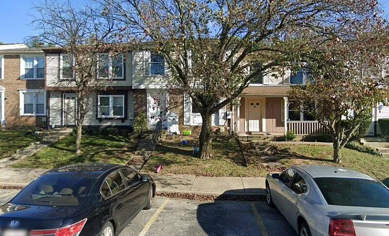 7677 Fairbanks Ct — Photo 1