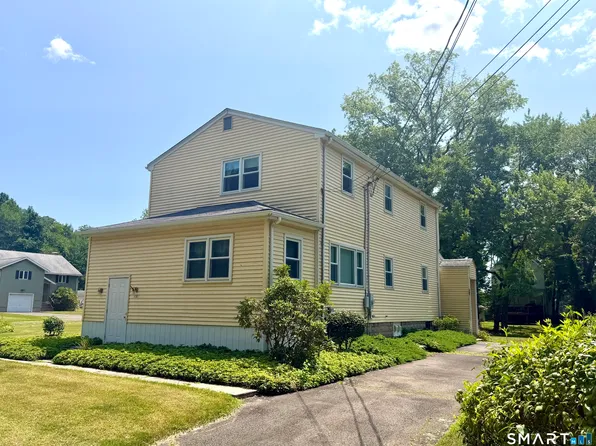 1130-B Blue Hills Avenue, Bloomfield, CT 06002