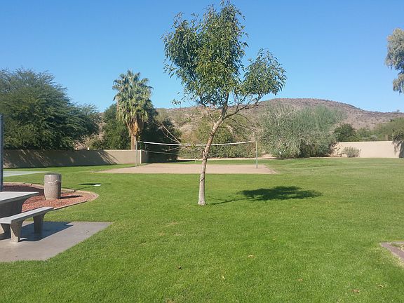 Community volleyball & hiking incl.