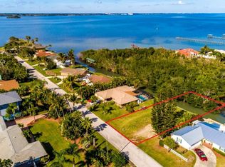 400 Spoonbill Ln, Melbourne Beach, FL 32951