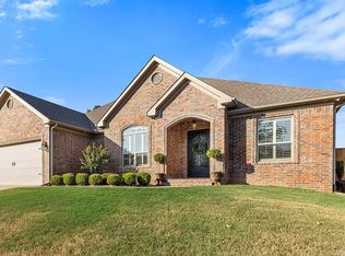 9516 Oak Forest Ln, Sherwood, AR 72120