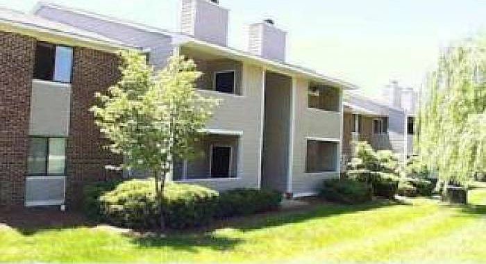 1st image of 14 Weather Hill Cir APT K