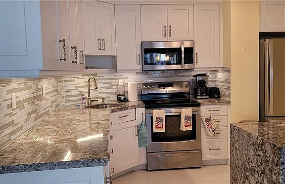 2nd image of 3800 Galt Ocean Dr APT 403