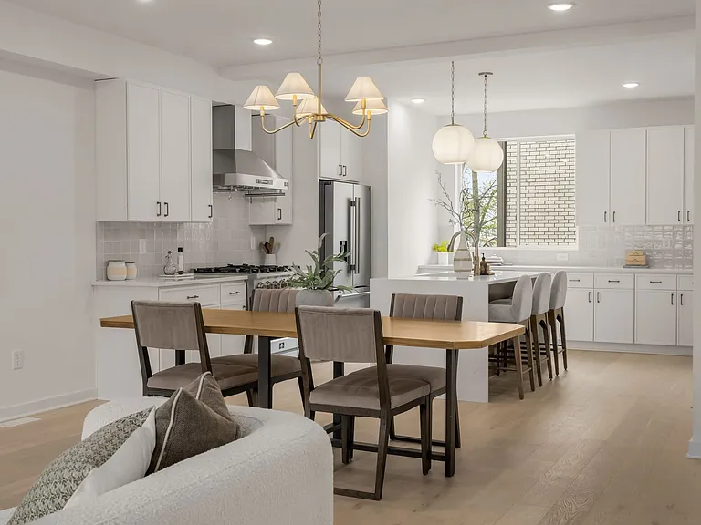 915 Cheatham Pl — Photo 11