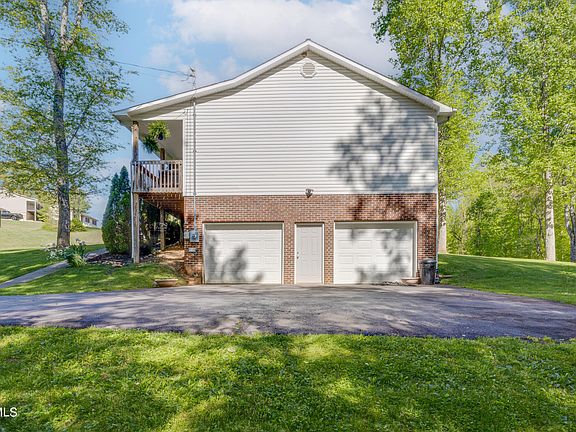 4th image of 164 Madeline Ln