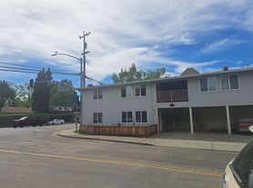 398 Mariposa Ave, Mountain View, CA