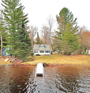 6103 Sunset Dr, Saint Helen, MI, 48656