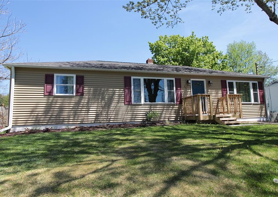 1st image of 22 Sandy Ln