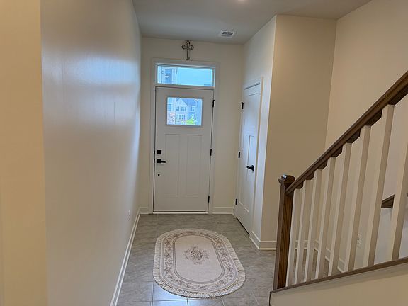 3rd image of 10111 Bluegill St