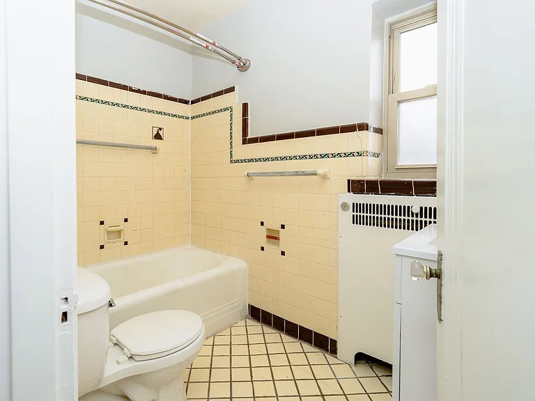 2802 Digby Ave #5 — Photo 7