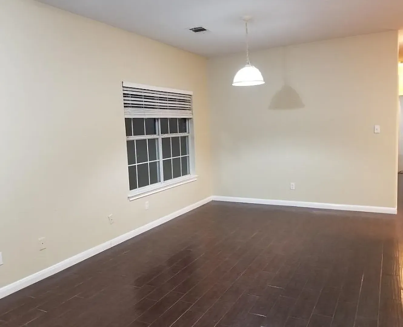 A Spacious Single Story, 3 Bedrooms, 2 Bathrooms Home for rent in East Round Rock, Easy Access to... — Photo 2