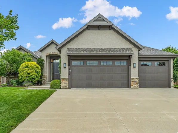 5712 Warren Ct, Lawrence, KS 66049