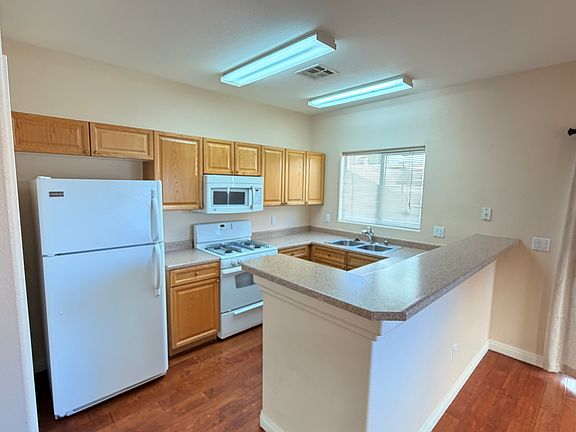 3rd image of 9325 Indian Corn Ct Unit 102