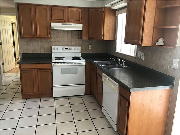 5th image of 2605 Chancery Dr
