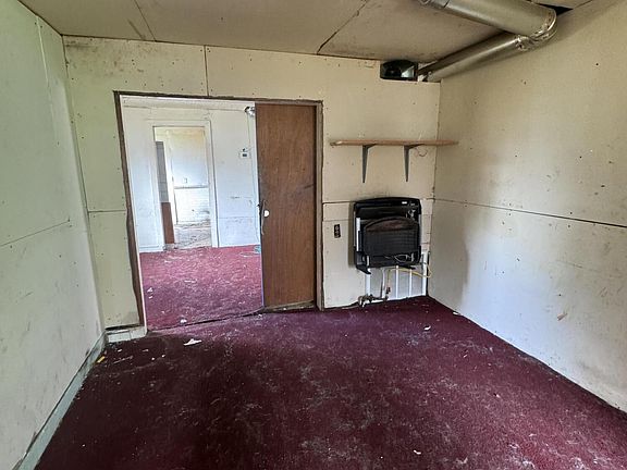 5th image of 214 Catherine Ave