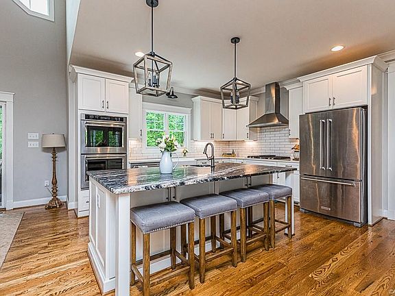 4th image of 6020 Swans Ln