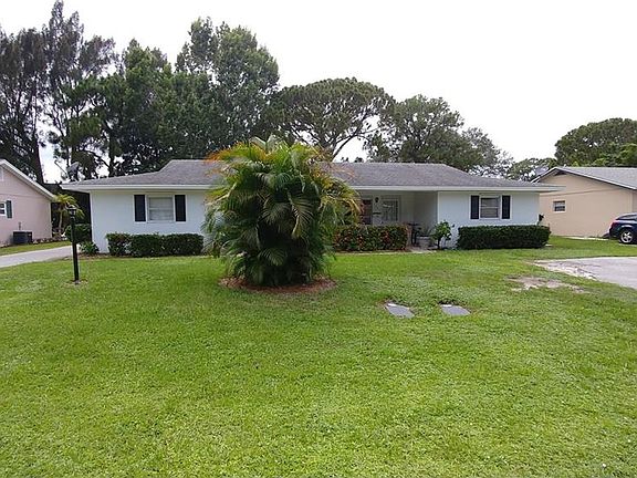 3rd image of 1535 41st Ave