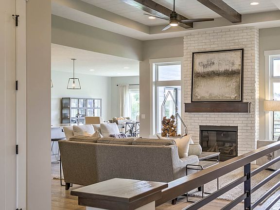 3rd image of 8821 Pebble Creek Ct