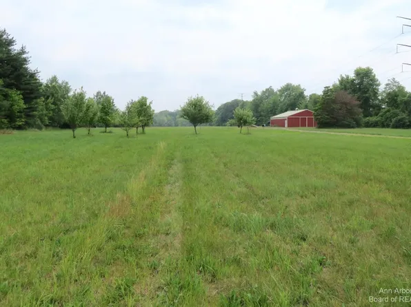 5820 Milan Oakville Rd, Milan, MI 48160