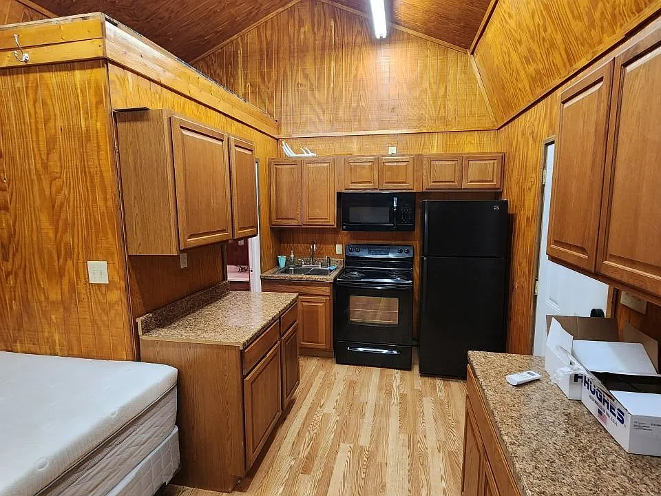 Kitchen area