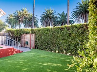7275 Willoughby Ave, Los Angeles, CA 90046