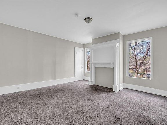 4th image of 123 Cottrell St