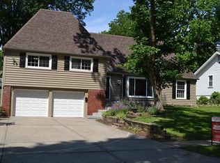 9840 Riggs St, Overland Park, KS 66212