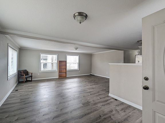 2nd image of 252 Taho Cir #135