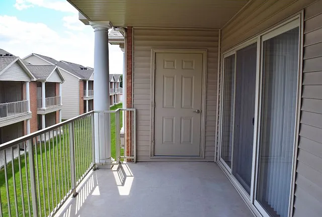 3901-4002 Crowwood Dr — Photo 12