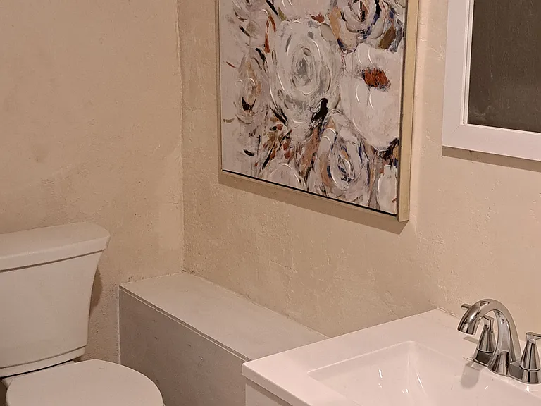 431 W Nelson St #B — Photo 3