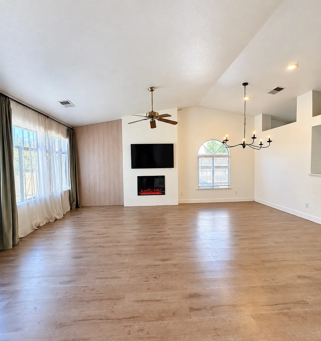 3 bed, 1500 sqft, $3,500 — Photo 1