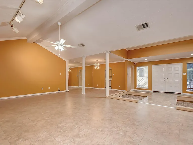 6030 Gallant Forest Dr — Photo 11