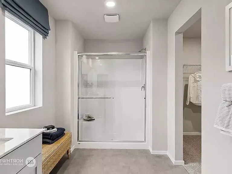 4355 Savannah Loop NE — Photo 16