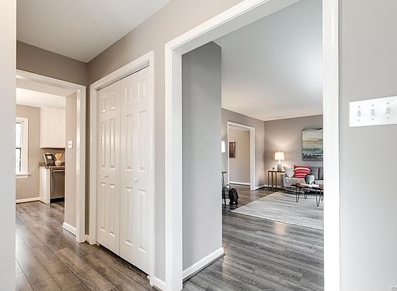 3rd image of 2319 Timberwood Pl