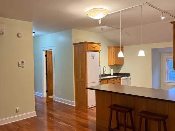 1041 Memorial Dr, Winthrop, ME 04364