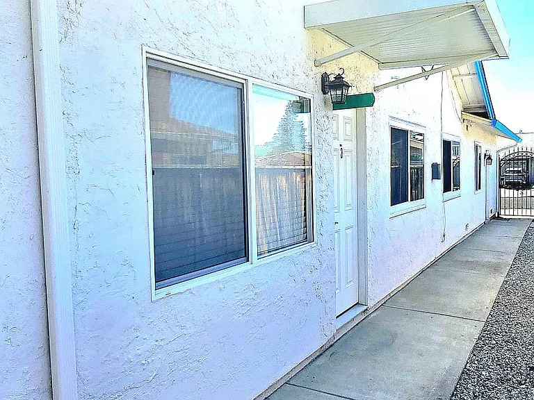2341 Regina Ct #R2 — Photo 7