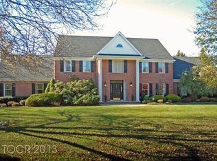 4 Corn Mill Ct, Upper Saddle River, NJ 07458