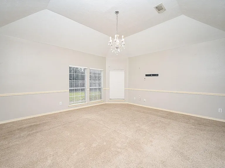 8135 Cove Timbers Ln — Photo 14