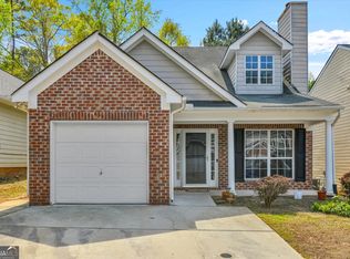 4411 Ravenwood Dr, Union City, GA 30291