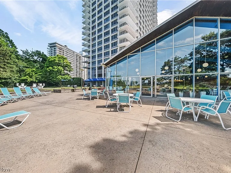 12700 Lake Ave #405 — Photo 12