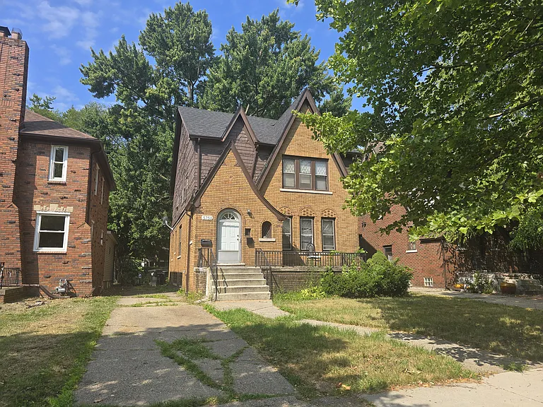 5751 Grayton St #1 — Photo 1